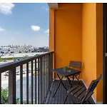 Trendy 1Br Apartment With Balcony In Noor 2 By Vibel